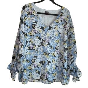 Vince Camuto Blue Floral V-Neck Blouse